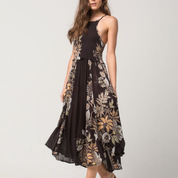 Free People Dresses & Skirts - Free People Seasons In The Sun Smocked MIDI Dress Black Floral